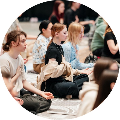 foto joga 3-photoaidcom-cropped_25.10.2025.jpg